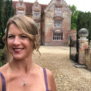 Meet your Posher, Claire